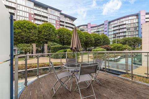 Studio to rent, Howard Building, Chelsea Bridge Wharf, London, SW11