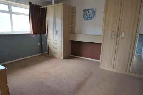 19 Ashbury Drive, Weston-super-mare, BS22 9QU