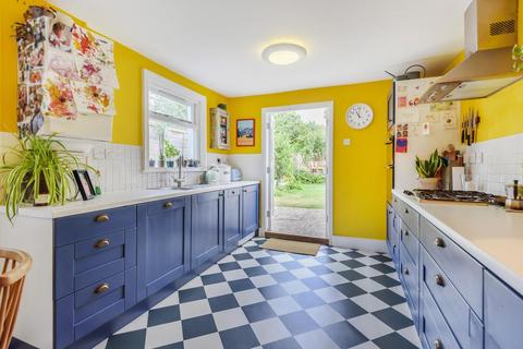 3 Gellatly Road, London, SE14 5TU