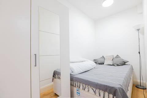 1 bedroom flat to rent - Cheniston Gardens, Kensington, London, W8