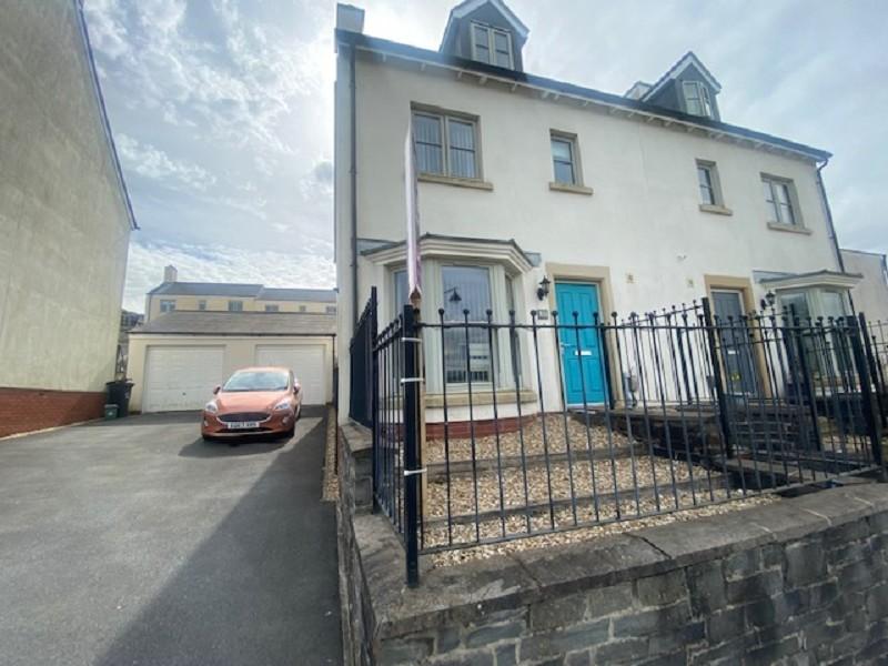 Heathland Way, Llandarcy, Neath, Neath Port Talbot. 4 bed townhouse for sale £259,950