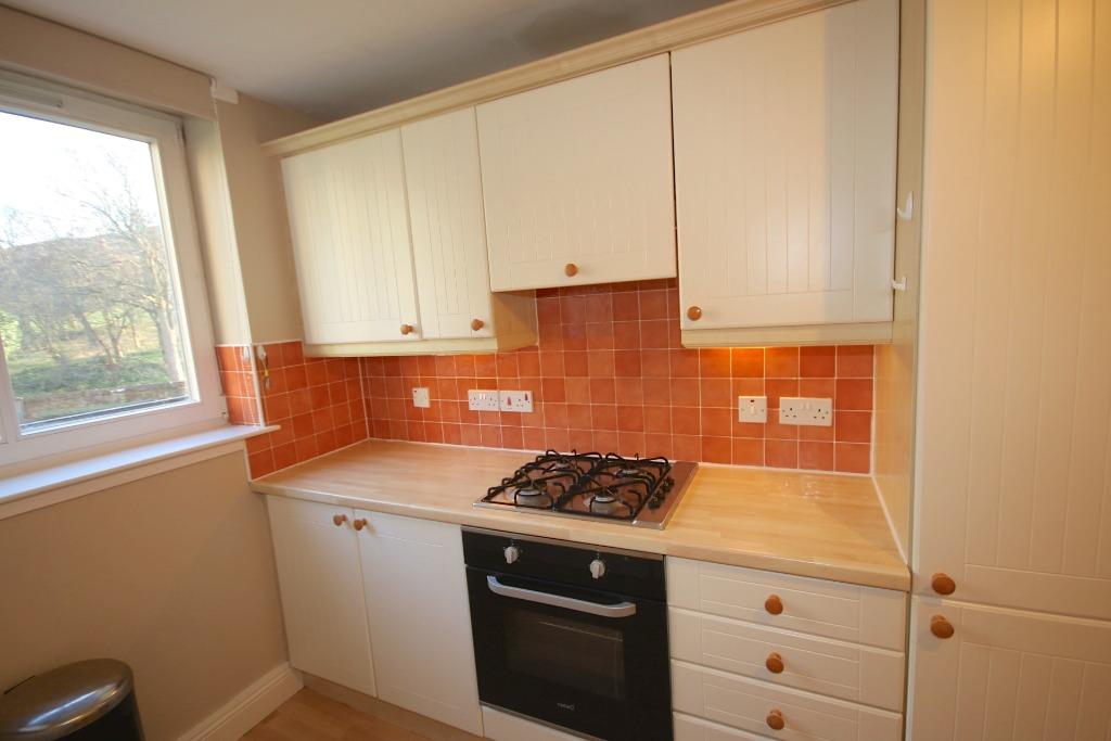 Spring Gardens, Edinburgh, EH8 2 bed flat £1,200 pcm (£277 pw)