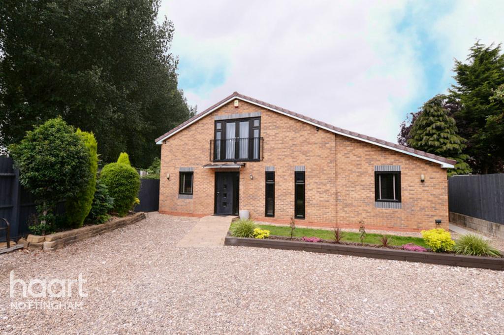 Western Boulevard, Aspley 5 bed detached house £500,000