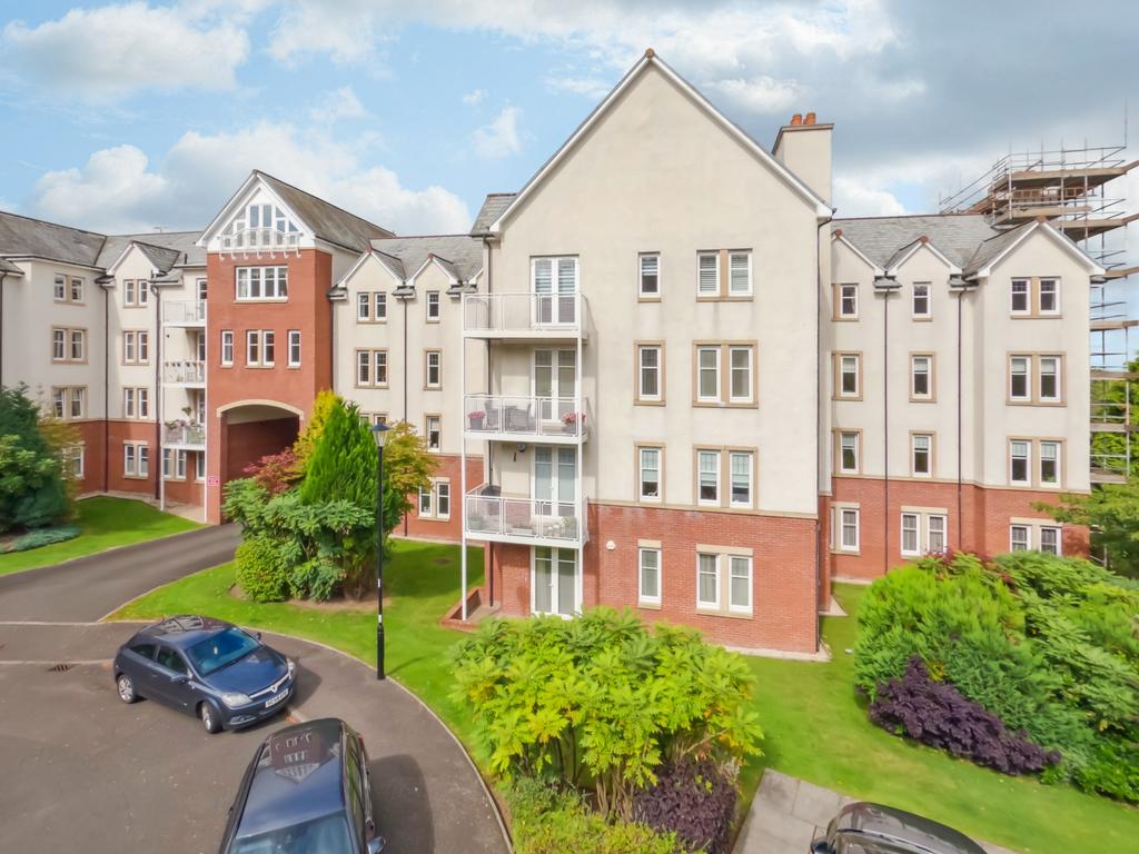 whitecraigs-court-giffnock-glasgow-2-bed-apartment-255-000