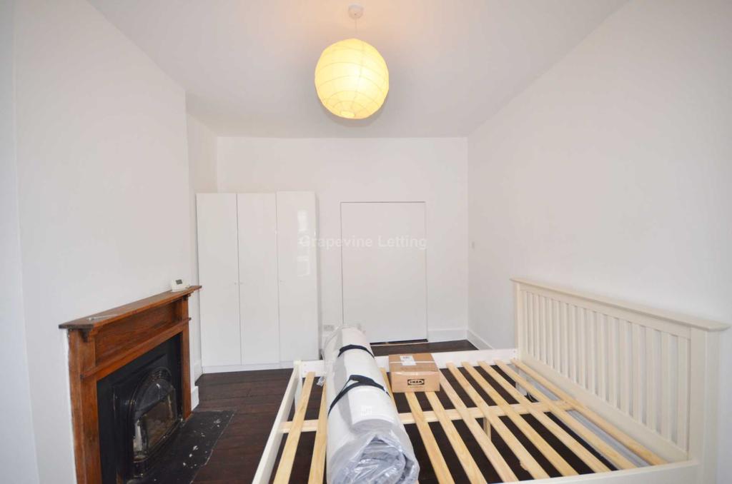 Brailsford Road, Brixton SW2 2 bed apartment £1,950 pcm (£450 pw)