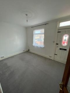 2 bedroom terraced house to rent, Milton Avenue, Margate, CT9