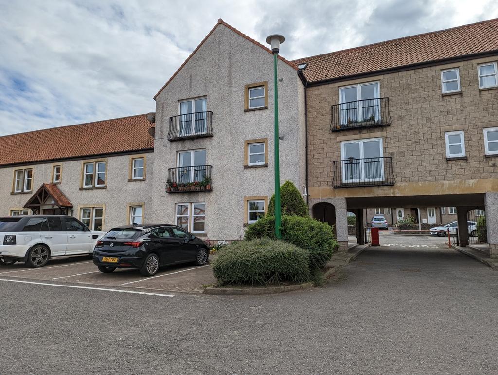 Shore Road, South Queensferry EH30 2 bed apartment £1,095 pcm (£253 pw)