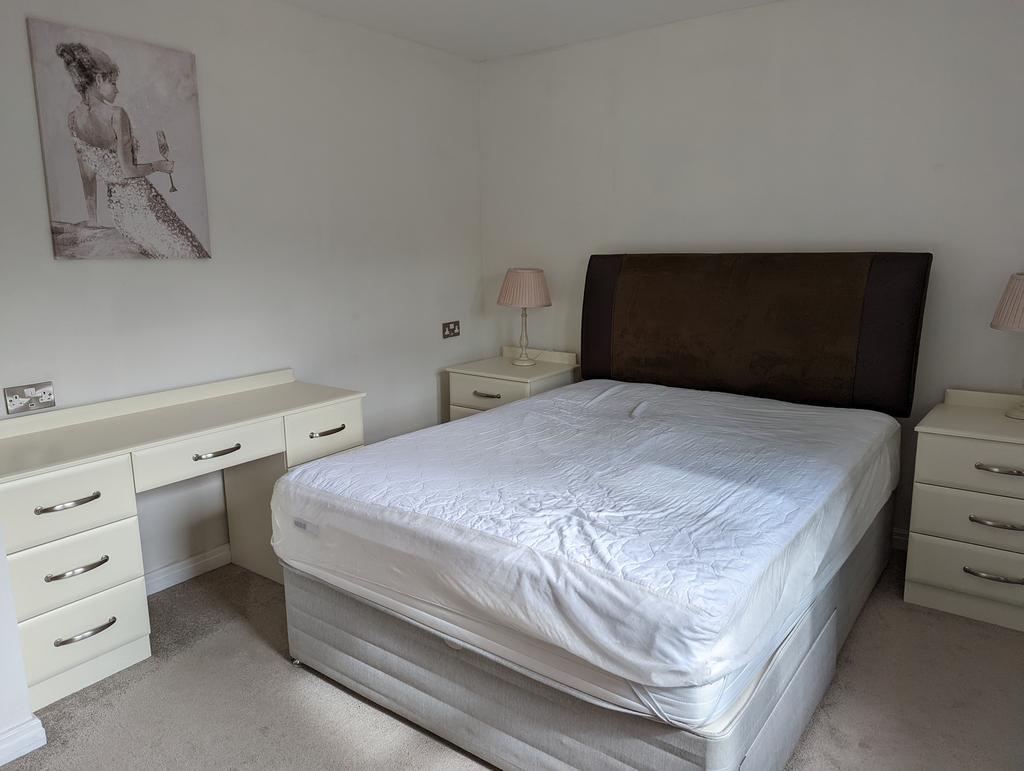 Bedroom 1.1