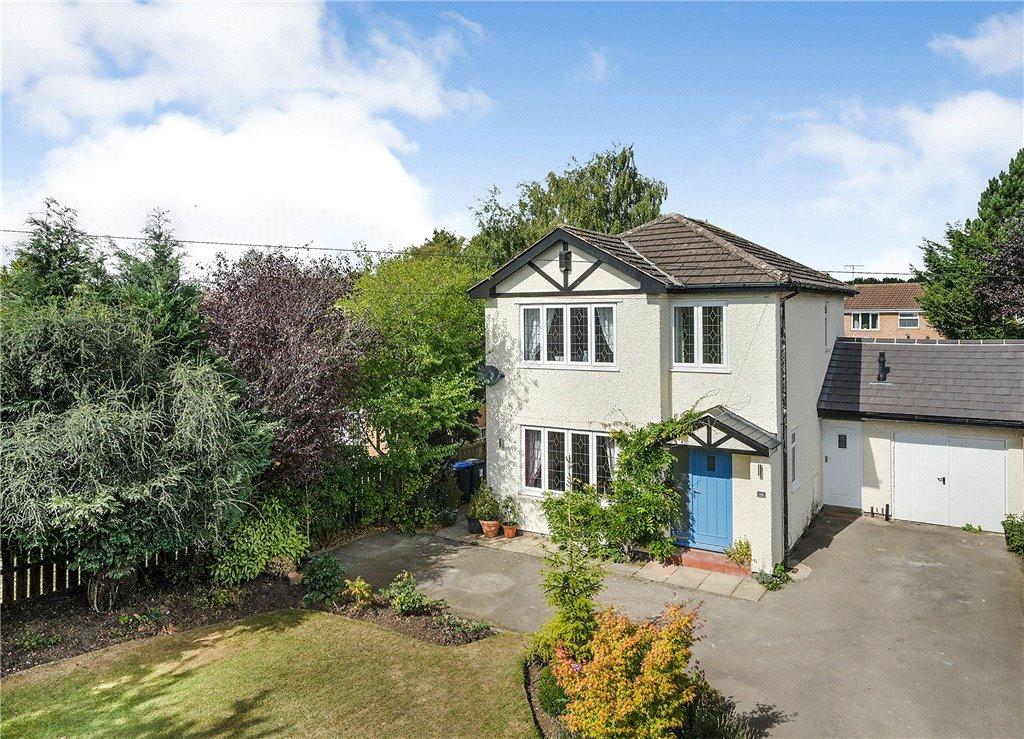 Whitcliffe Lane, Ripon, North Yorkshire 3 bed link detached house £
