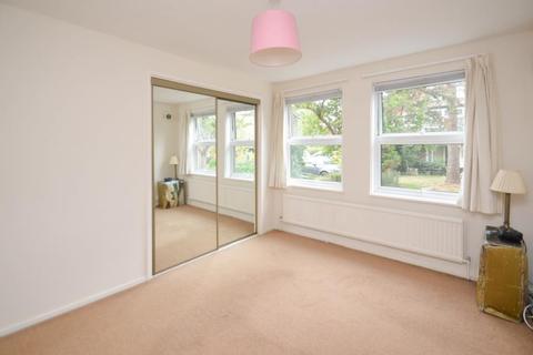 61 Fountain Gardens, Windsor, SL4 3SY