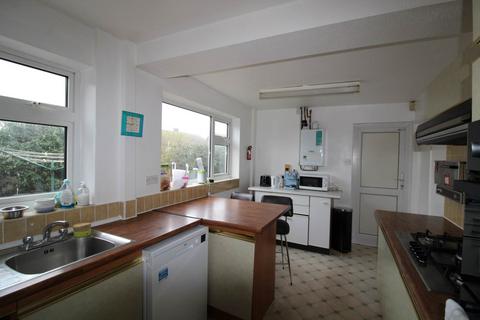 5 bedroom house to rent, Albermarle Avenue, Potters Bar