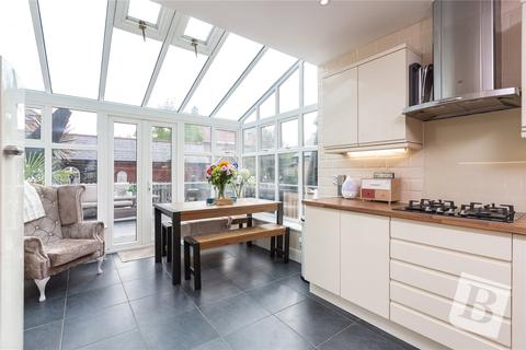21 Shirebourn Vale, South Woodham Ferrers, Chelmsford, CM3 5ZX