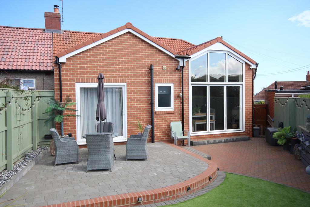 Parkfield, Seaton Sluice, Northumberland, NE26 4HS 2 bed semidetached