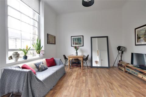 2 bedroom apartment for sale - Royal Herbert Pavilions, Gilbert Close, Shooters Hill, London, SE18