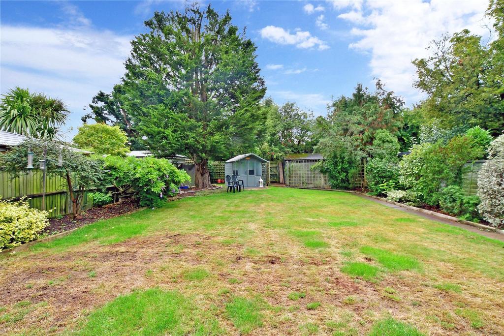 Millfield, Southwater, Horsham, West Sussex 3 bed detached house £500,000