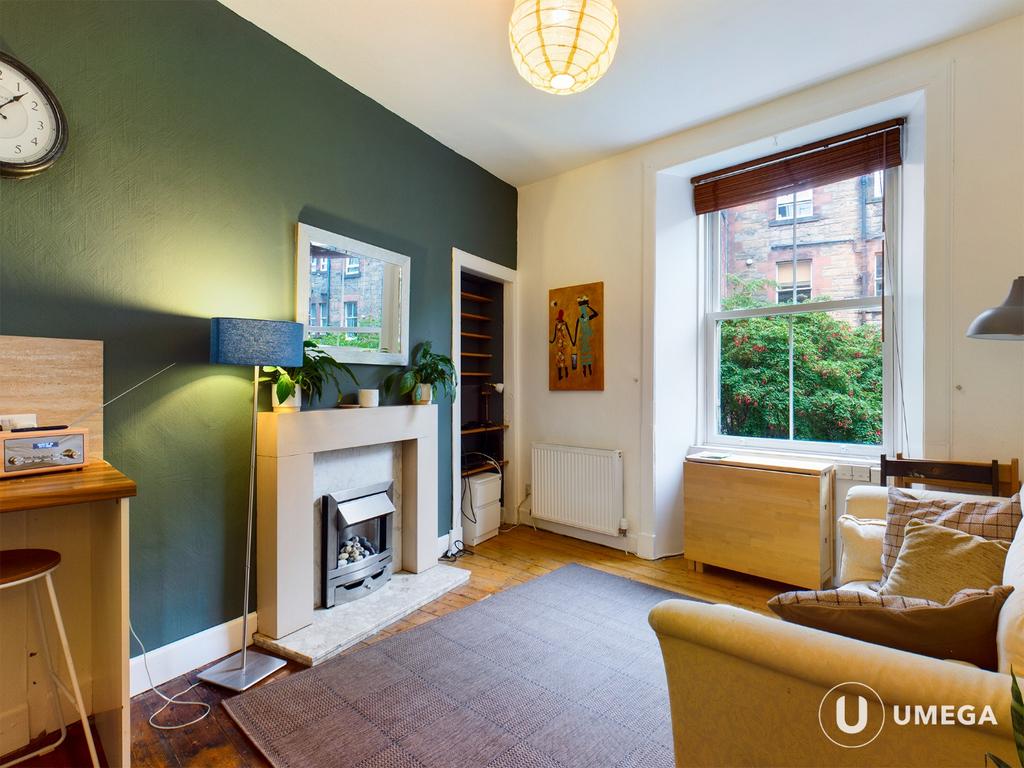 Maryfield, Abbeyhill, Edinburgh, EH7 2 bed flat £1,100 pcm (£254 pw)
