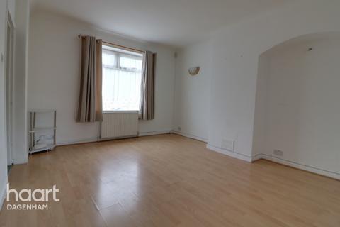 107 Rowdowns Road, Dagenham, RM9 6NH
