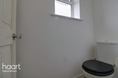 107 Rowdowns Road, Dagenham, RM9 6NH