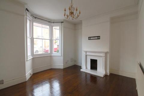 15 Chester Road, Gillingham, ME7 4AF