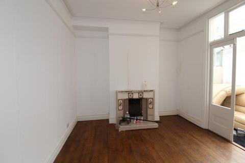 15 Chester Road, Gillingham, ME7 4AF
