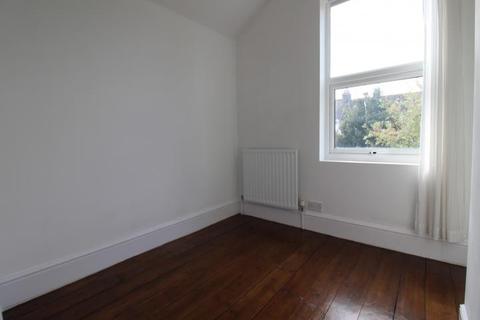 15 Chester Road, Gillingham, ME7 4AF
