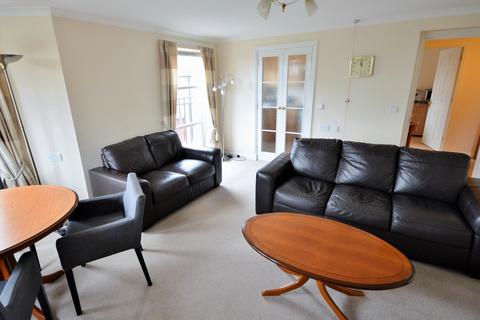 2 bedroom flat for sale - Wallace Court, Lanark ML11