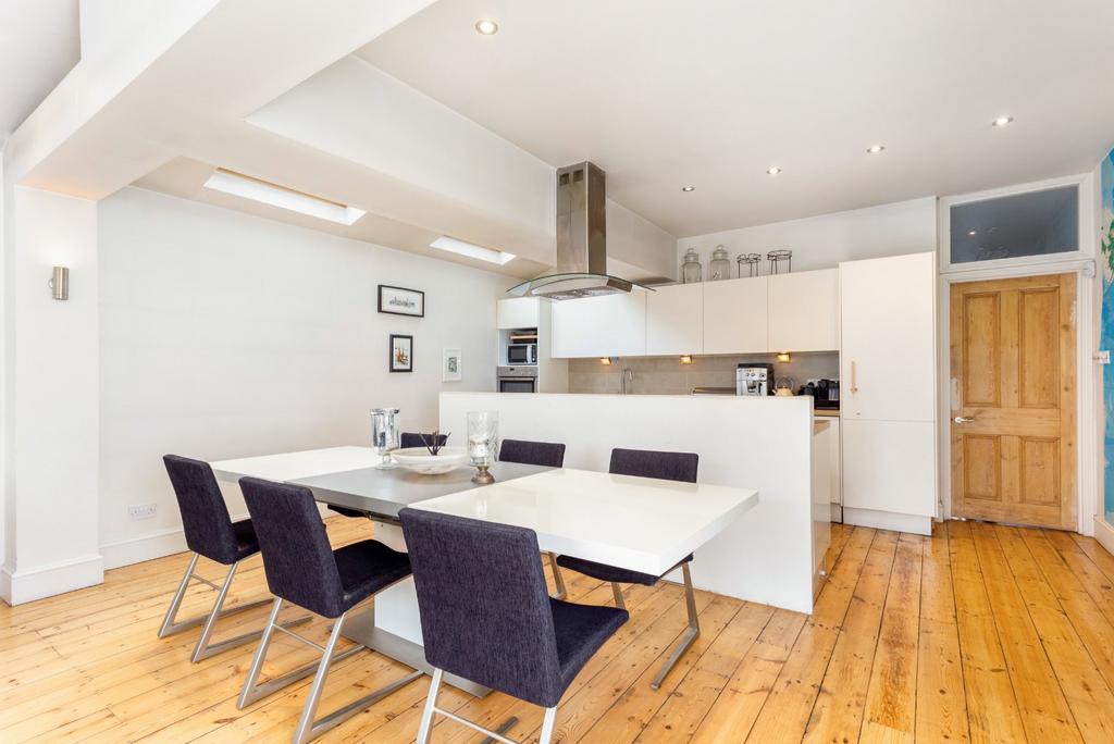Dining Area/Kitchen