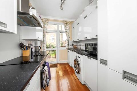 23 Malden Hill Gardens, New Malden, KT3 4HS