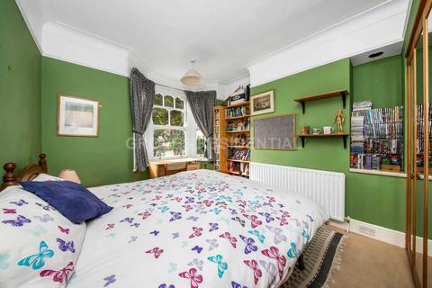 23 Malden Hill Gardens, New Malden, KT3 4HS