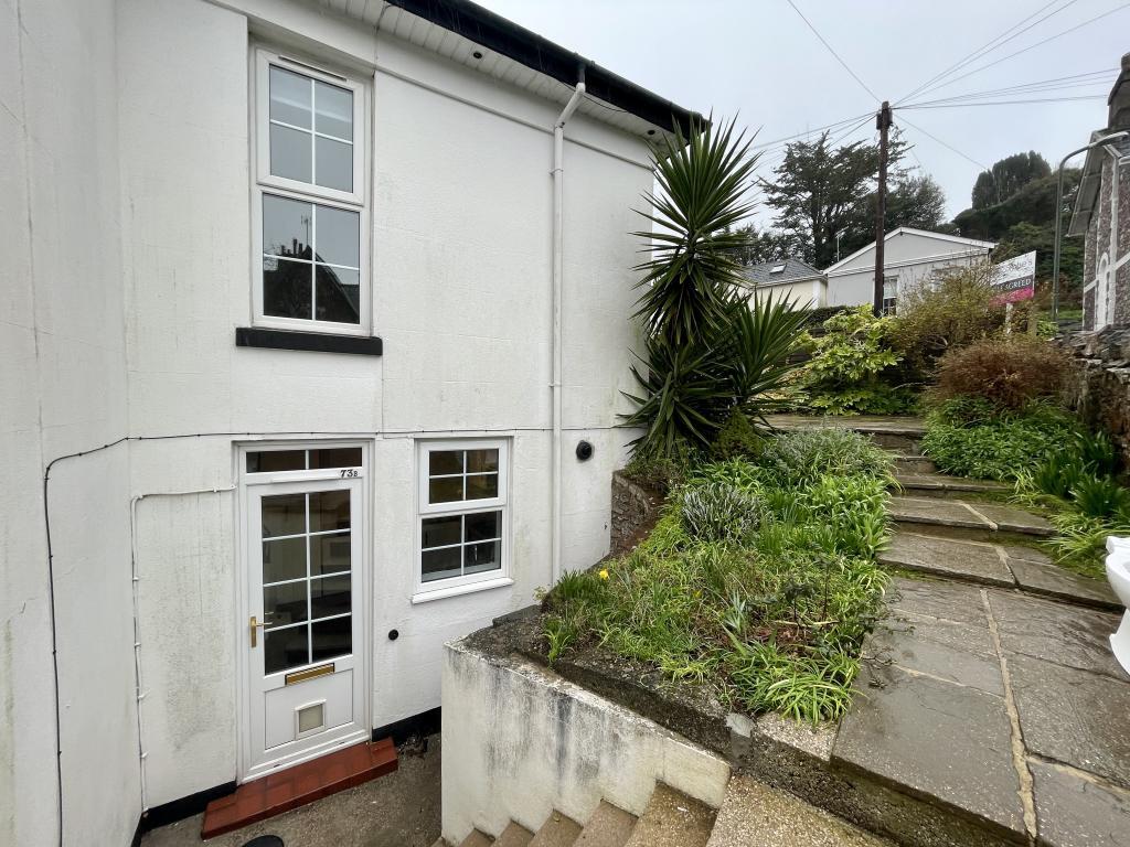 Ilsham Road,Torquay, TQ1 2JF 2 bed semidetached house £995 pcm (£230 pw)