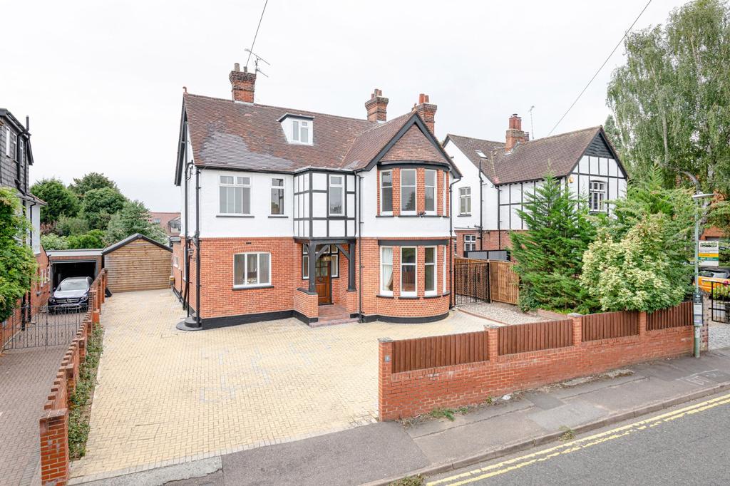 Havers Lane, Stortford, Hertfordshire, CM23 5 bed detached