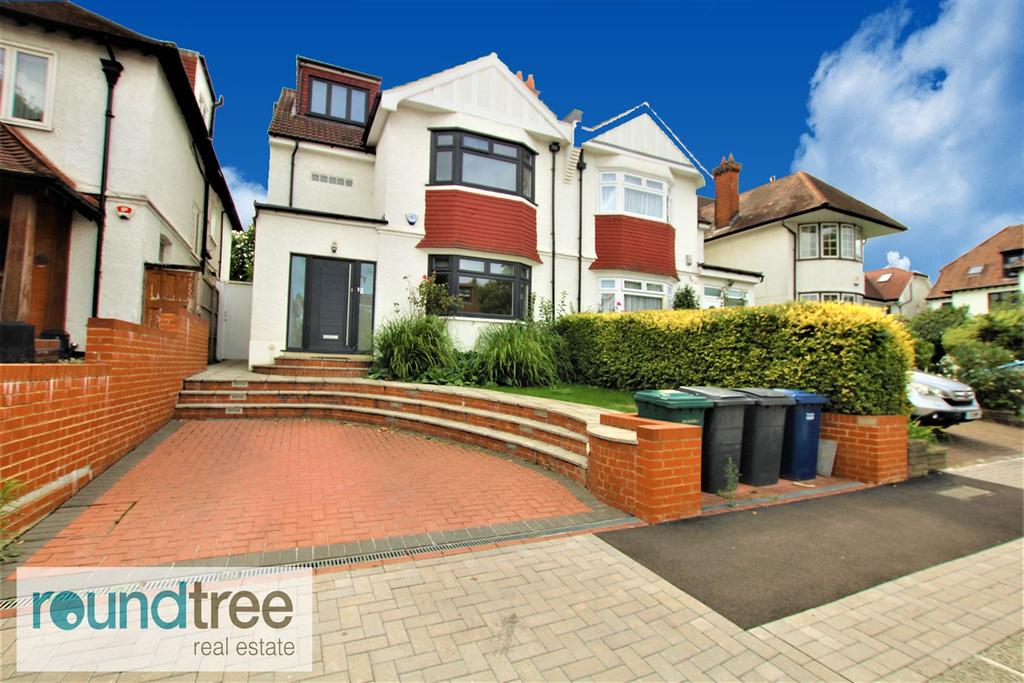 Middleton Road, Golders Green, NW11 5 bed house £5,200 pcm (£1,200 pw)
