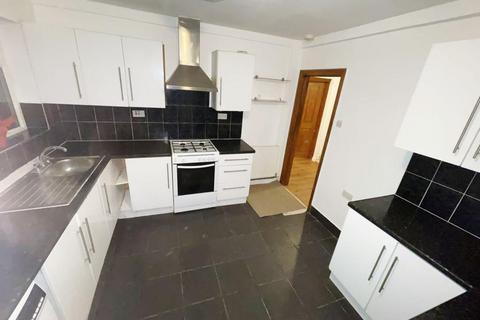 3 bedroom terraced house to rent, new malden, kt3