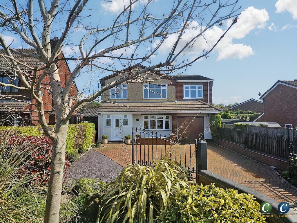 Bradbury Lane, Hednesford, Cannock, Staffordshire, WS12 4EN 5 bed