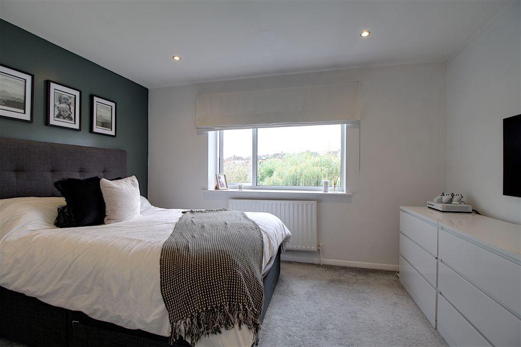 Bedroom 1 (Double)