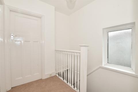 52 Farrance Road, Romford, RM6 6EJ