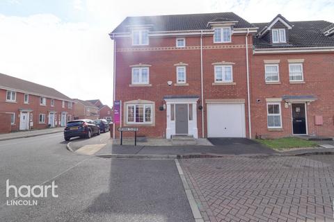 4 bedroom townhouse for sale, Arvina Close, North Hykeham