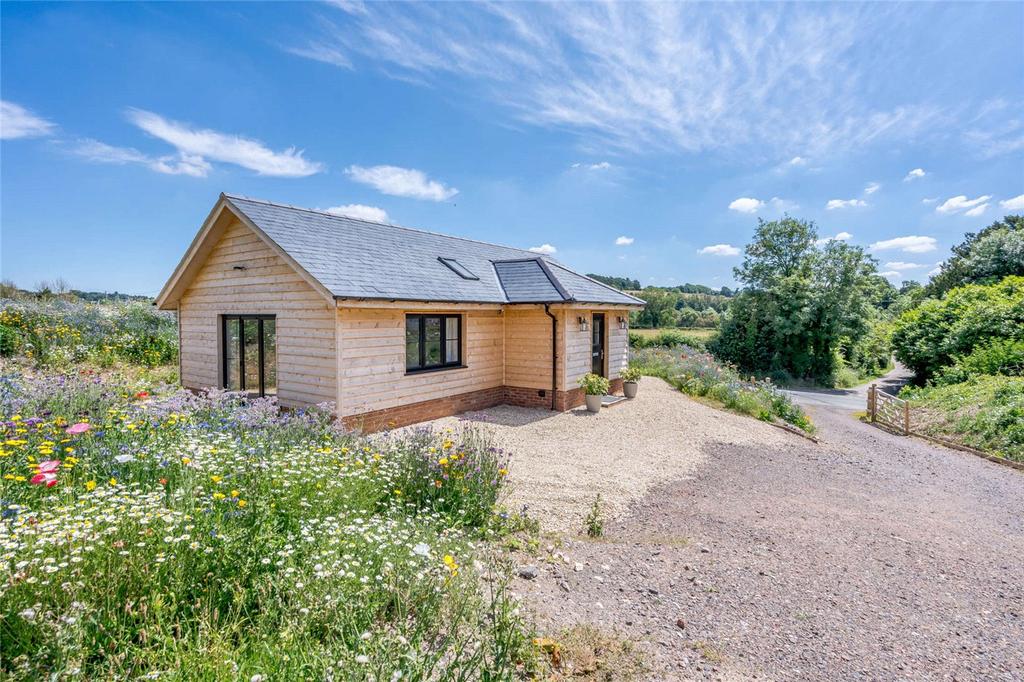 Upper Woodford, Salisbury, SP4 1 bed bungalow £1,300 pcm (£300 pw)