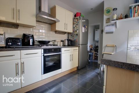 69 Clarendon Road, Luton, LU2 7PJ