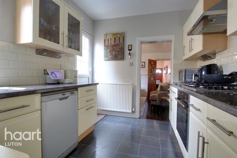 69 Clarendon Road, Luton, LU2 7PJ