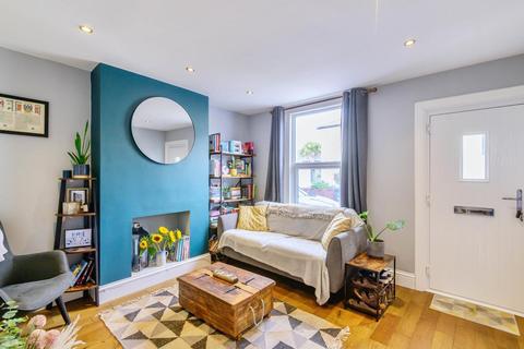 4 Farley Place, London, SE25 5JR