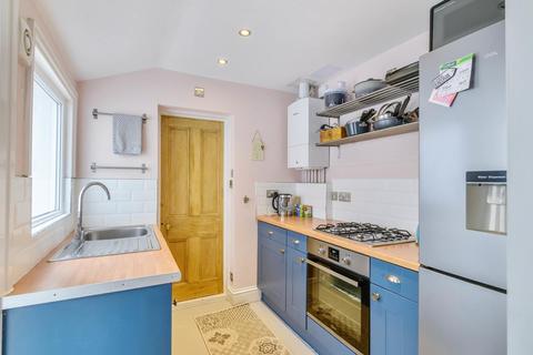 4 Farley Place, London, SE25 5JR