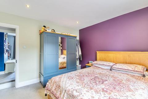 4 Farley Place, London, SE25 5JR