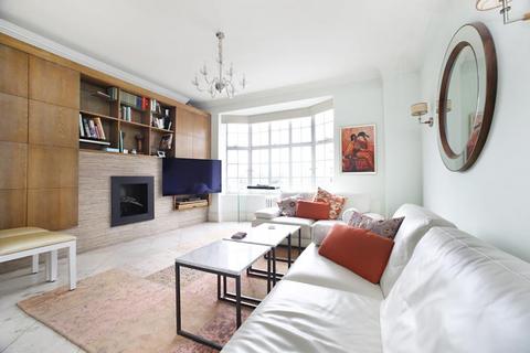 2 bedroom apartment for sale, St Mary Abbots Court, Kensington High Street, W14