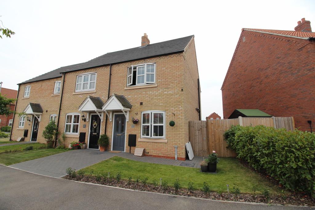 Bob Rainsforth Way, Gainsborough 2 bed end of terrace house £150,000