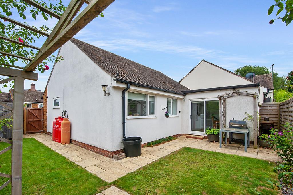 Northend 3 bed detached bungalow for sale £275,000