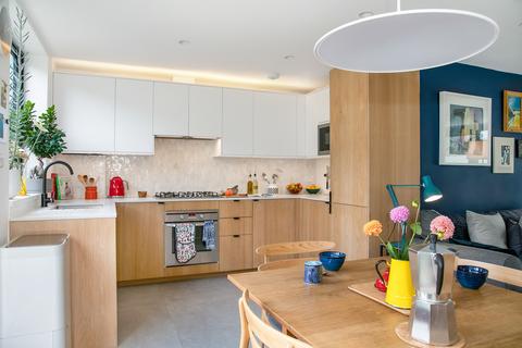 11 Tilson Close, London, SE5 7TZ