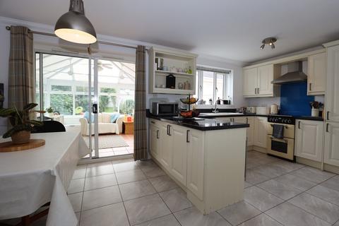 8 Badgers Brook Close, Ystradowen, Cowbridge, CF71 7TY