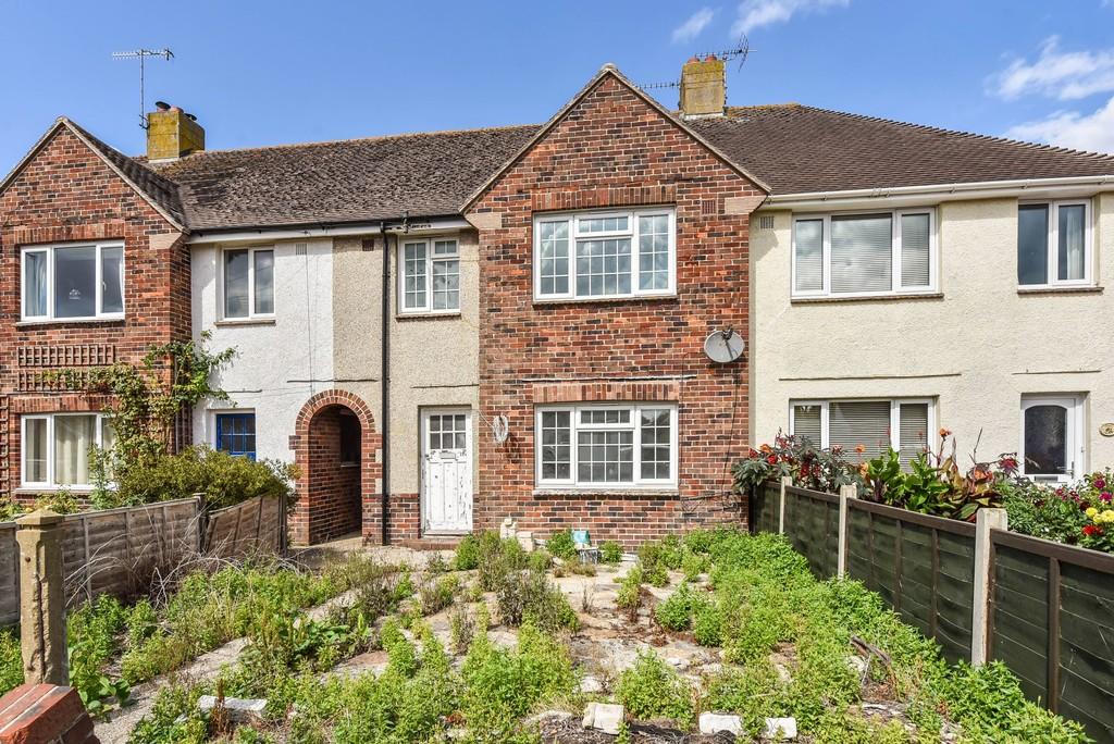 Armadale Road, Chichester 3 bed terraced house £325,000