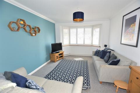 3 bedroom detached house for sale, Dumpton Park Drive, Ramsgate